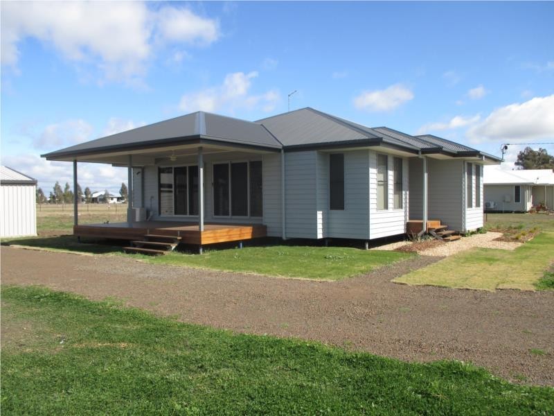 272 Blaxland Road, Dalby QLD 4405