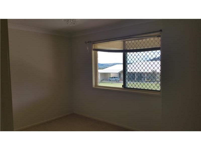 18 Roderick Drive, Cotswold Hills QLD 4350