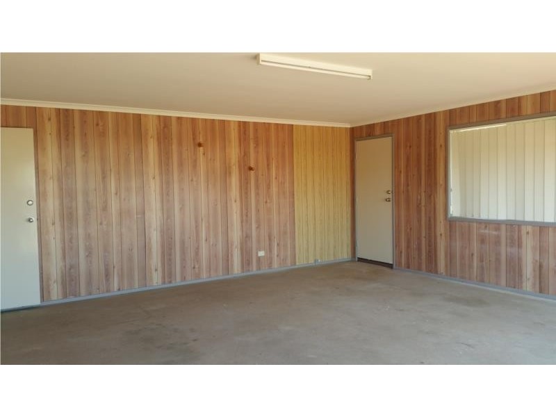 6 Nimrod Court, Wilsonton QLD 4350