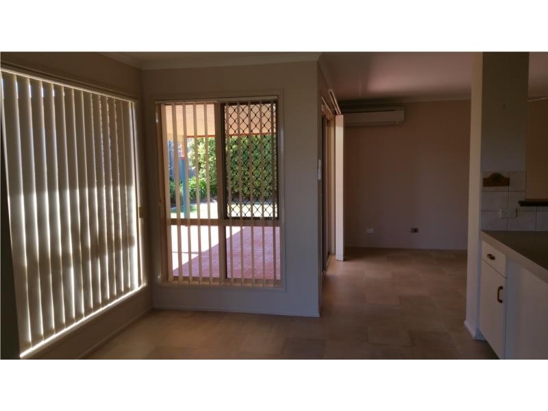 6 Nimrod Court, Wilsonton QLD 4350