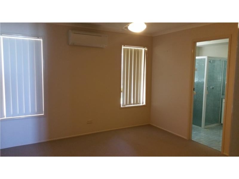 6 Nimrod Court, Wilsonton QLD 4350