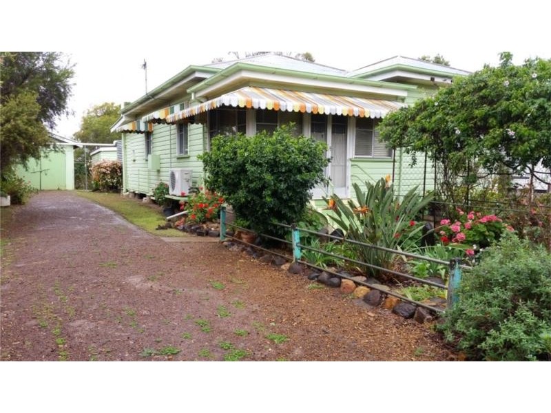 7 Drury Street, Dalby QLD 4405