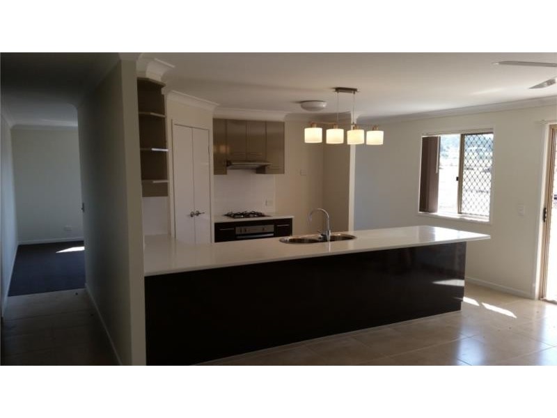 43 Hustons Place, Dalby QLD 4405