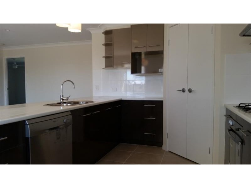 43 Hustons Place, Dalby QLD 4405