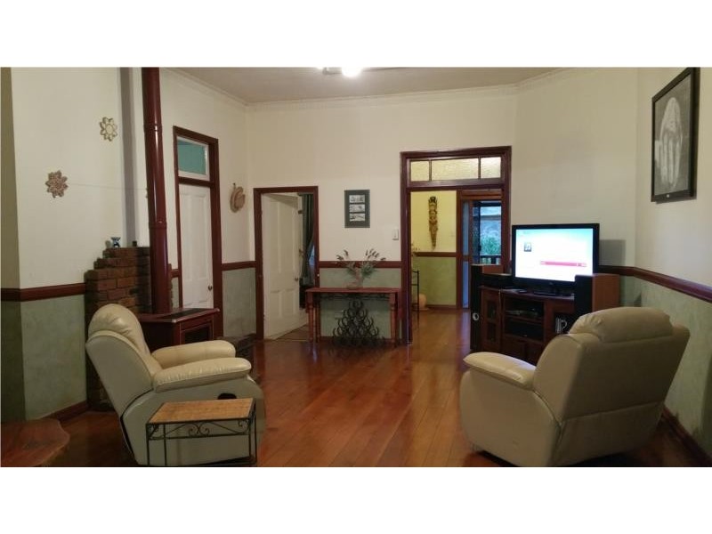 14 Rowland Court, Gowrie Mountain QLD 4350