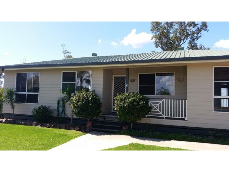 6  Oxley Place, Dalby QLD 4405