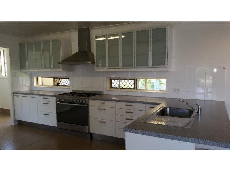 6  Oxley Place, Dalby QLD 4405