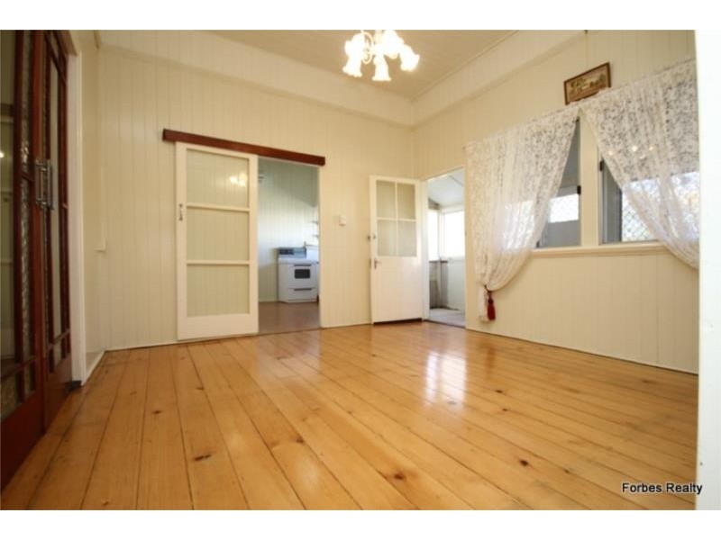 2 Matheson Street, Dalby QLD 4405