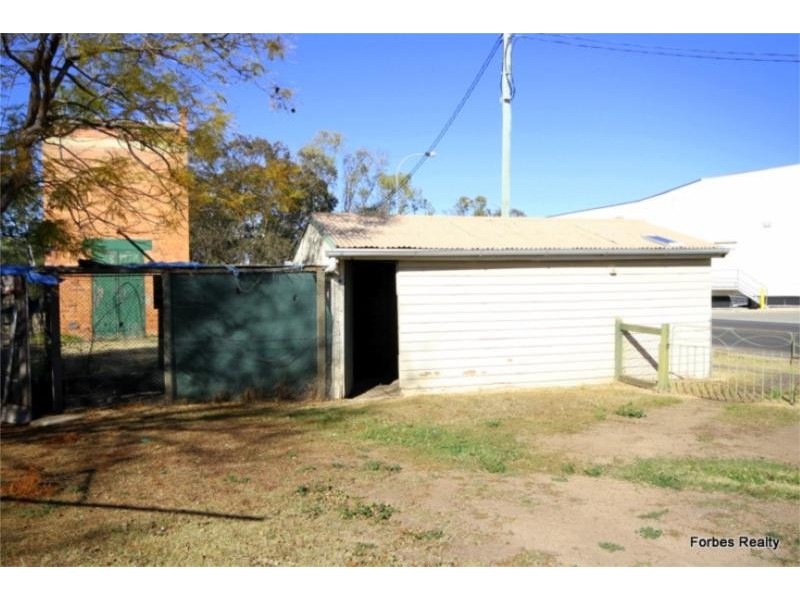 2 Matheson Street, Dalby QLD 4405