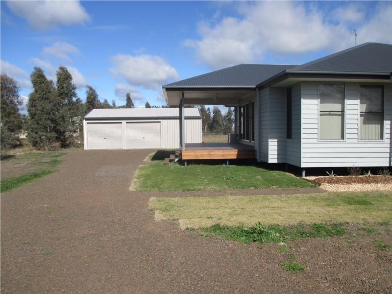 272 Blaxland Road, Dalby QLD 4405