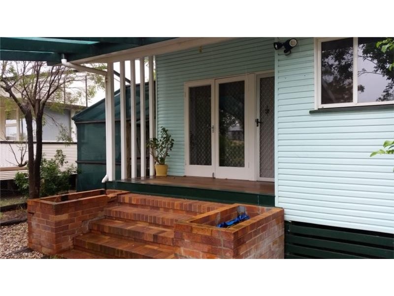 55 Palmer Street, Dalby QLD 4405