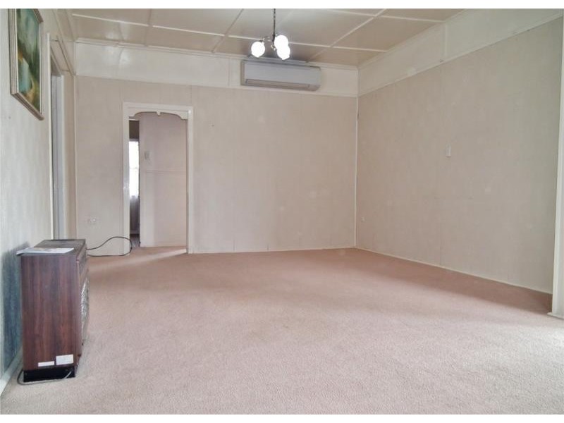 86 Drayton Street, Dalby QLD 4405