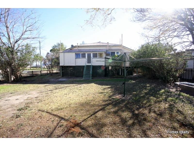 2 Matheson Street, Dalby QLD 4405