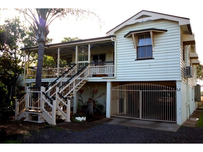 23 James Street, Dalby QLD 4405