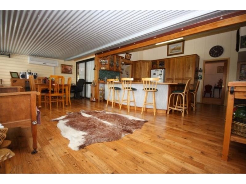 83 Curtis Street, Dalby QLD 4405
