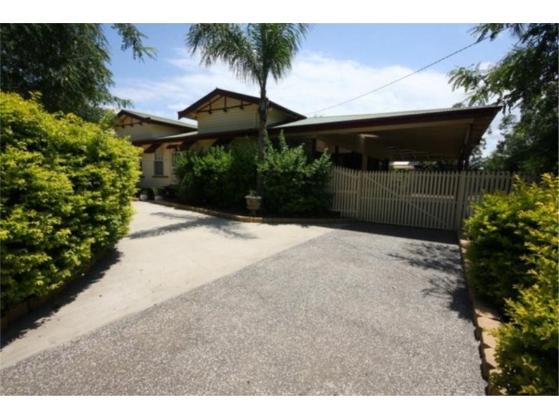 83 Curtis Street, Dalby QLD 4405