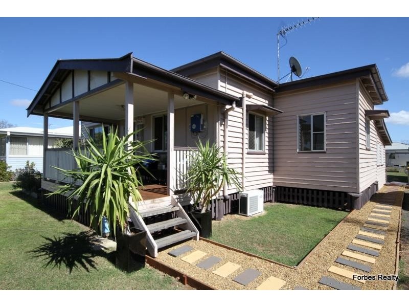 104 Condamine Street, Dalby QLD 4405