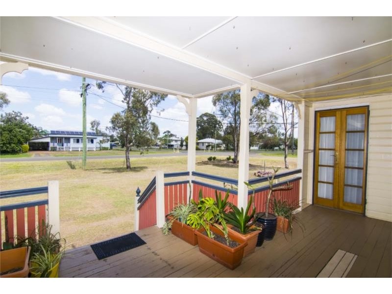 15  Hayden Street, Dalby QLD 4405