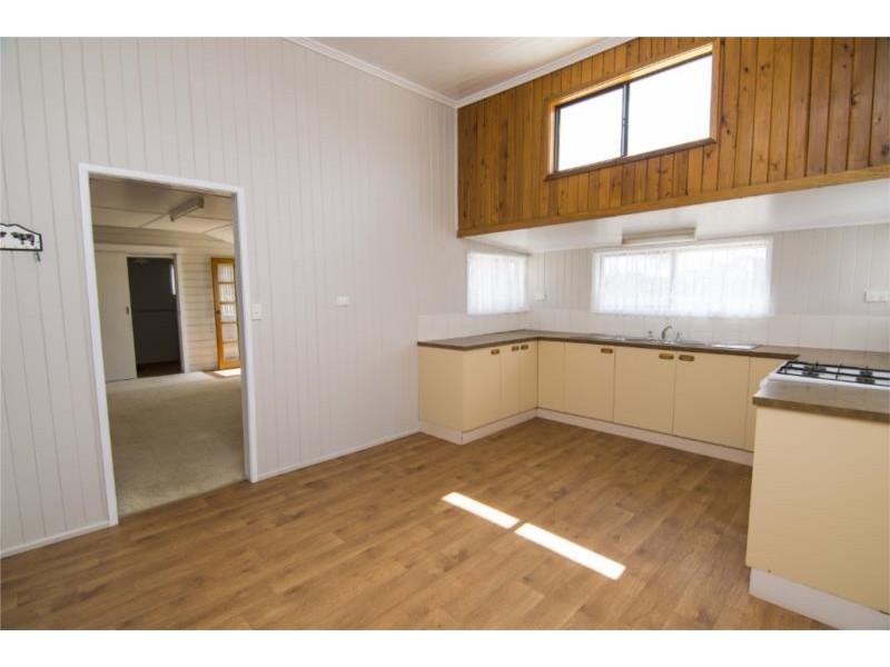 15  Hayden Street, Dalby QLD 4405