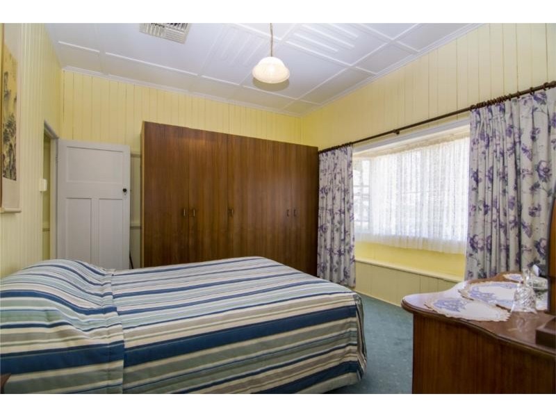 51 Nicholson Street, Dalby QLD 4405