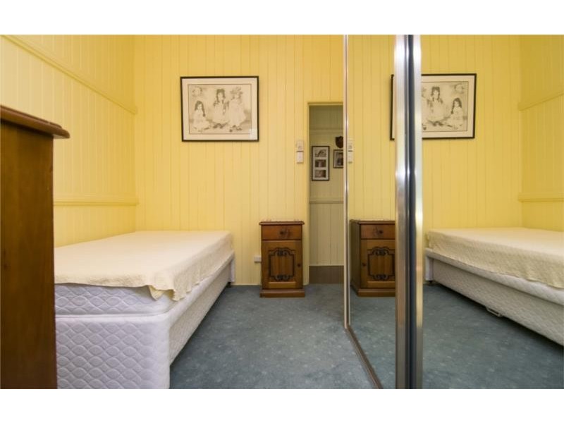 51 Nicholson Street, Dalby QLD 4405