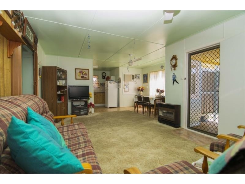 8 Nicholson Street, Dalby QLD 4405