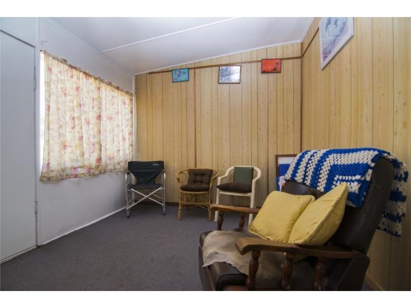 8 Nicholson Street, Dalby QLD 4405