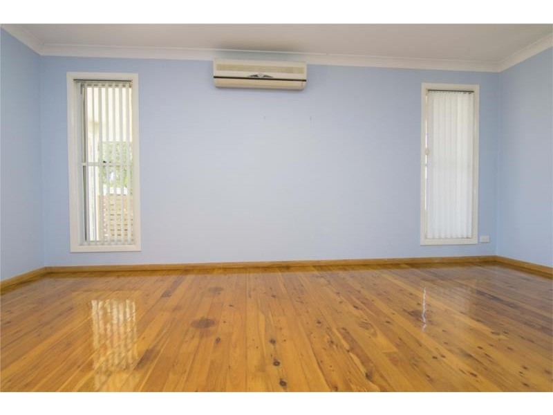 9 John Street, Dalby QLD 4405