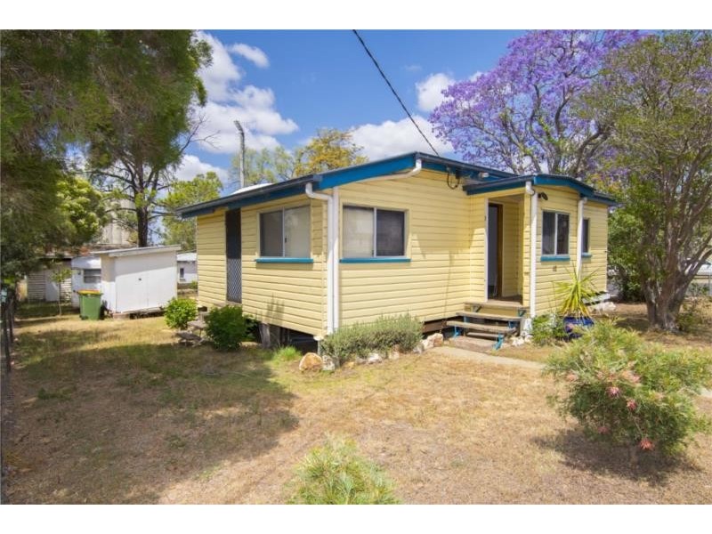 40 Geraghty Street, Cecil Plains QLD 4407