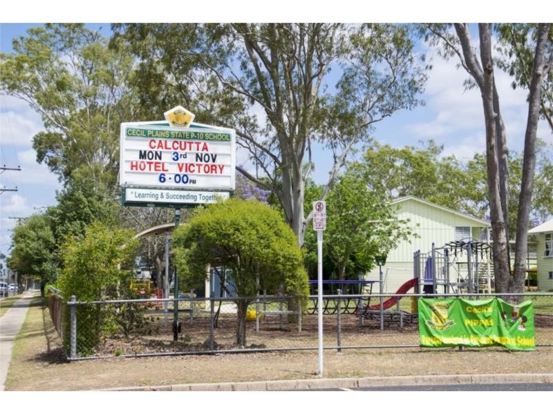 40 Geraghty Street, Cecil Plains QLD 4407