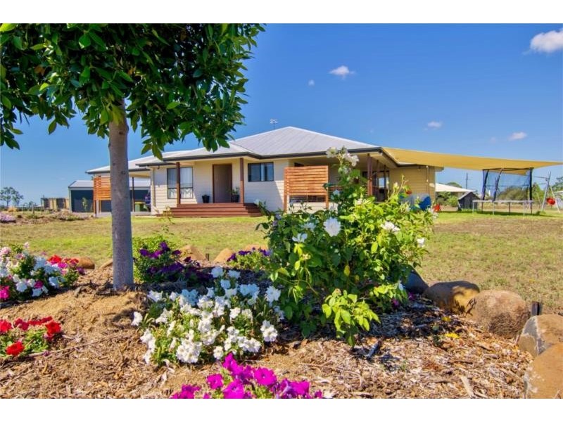 14 Vanessa Drive, Dalby QLD 4405