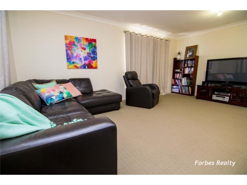 14 Vanessa Drive, Dalby QLD 4405