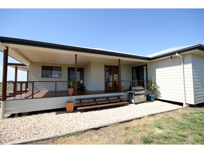 14 Vanessa Drive, Dalby QLD 4405