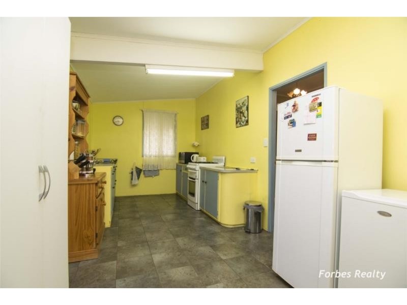 20  Bagot Street, Dalby QLD 4405