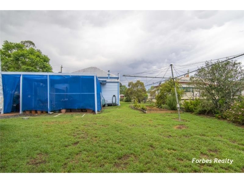 20  Bagot Street, Dalby QLD 4405