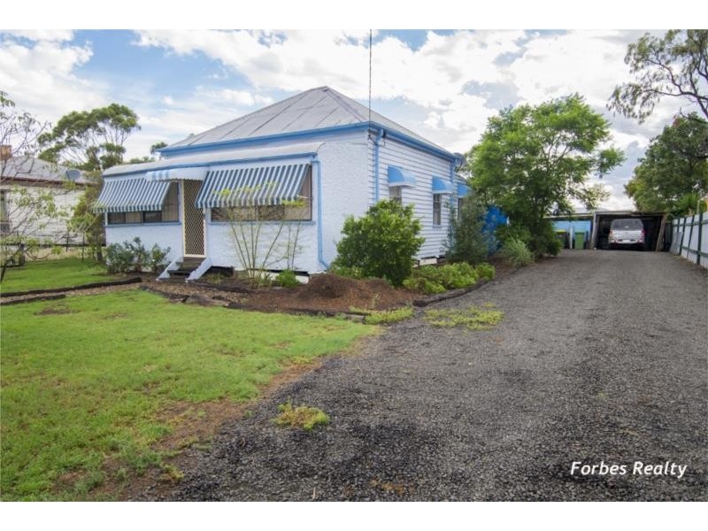 20  Bagot Street, Dalby QLD 4405