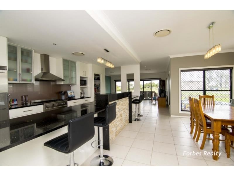 1 Vanessa Drive, Dalby QLD 4405