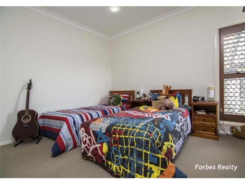 1 Vanessa Drive, Dalby QLD 4405