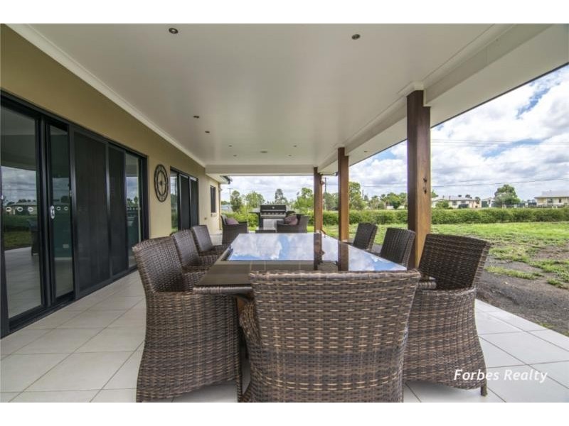 1 Vanessa Drive, Dalby QLD 4405