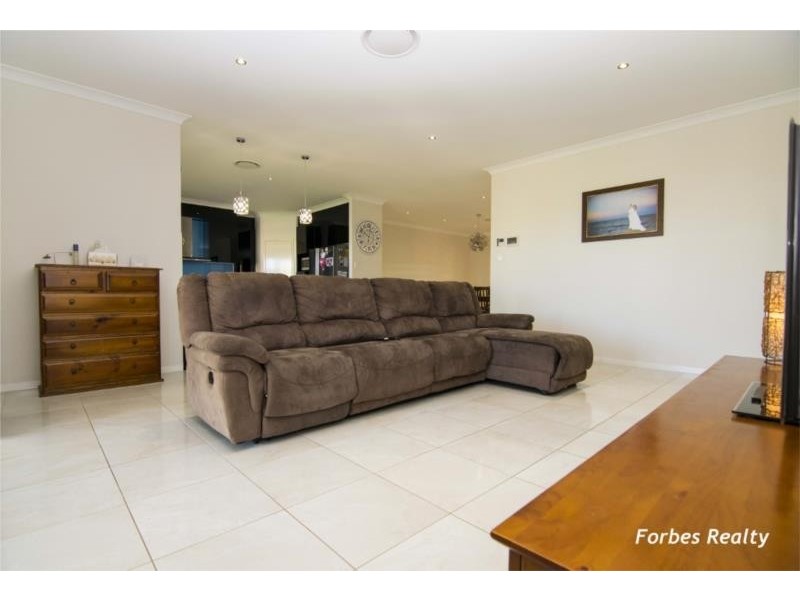 17 Carabella Court, Dalby QLD 4405