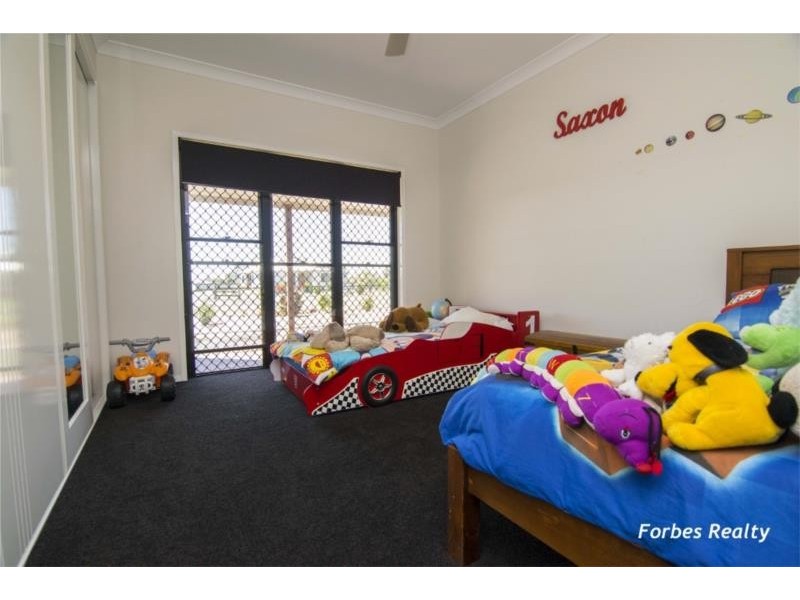 17 Carabella Court, Dalby QLD 4405