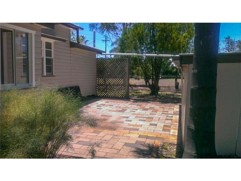 7 Hayden Street, Dalby QLD 4405
