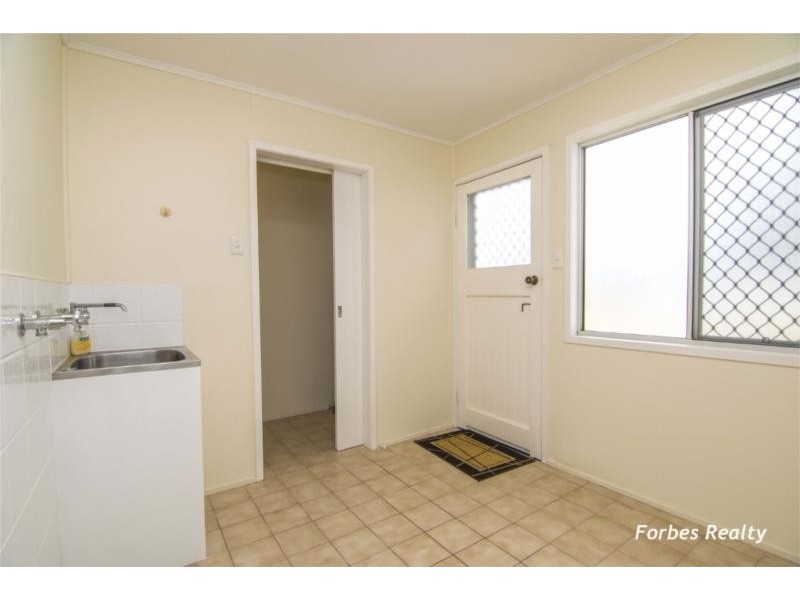 12 Curtis Street, Dalby QLD 4405