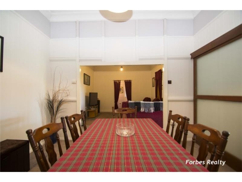 14B Wallace Street, Dalby QLD 4405