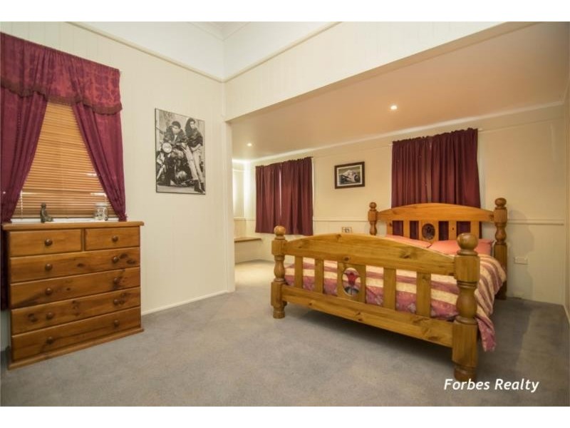 14B Wallace Street, Dalby QLD 4405