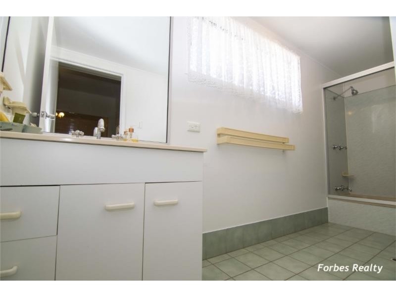 54 Pratten Street, Dalby QLD 4405