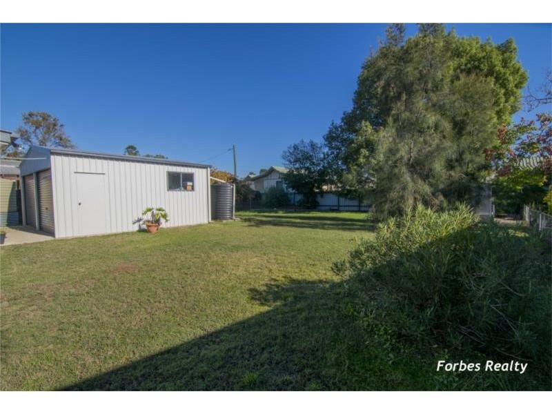 54 Pratten Street, Dalby QLD 4405