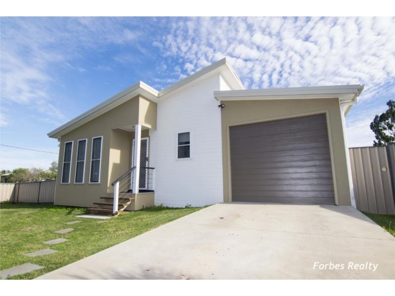 1/14 Jimbour Street, Dalby QLD 4405