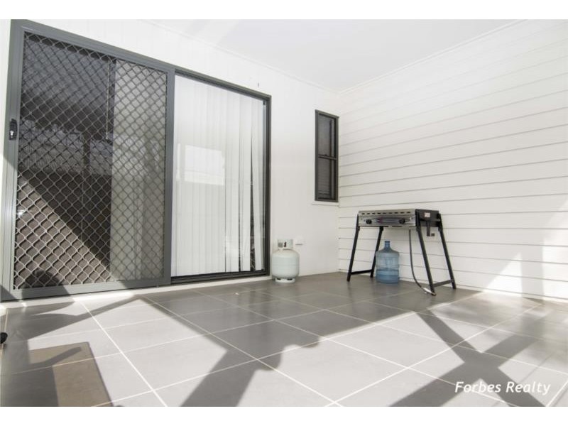 2/14 Jimbour Street, Dalby QLD 4405