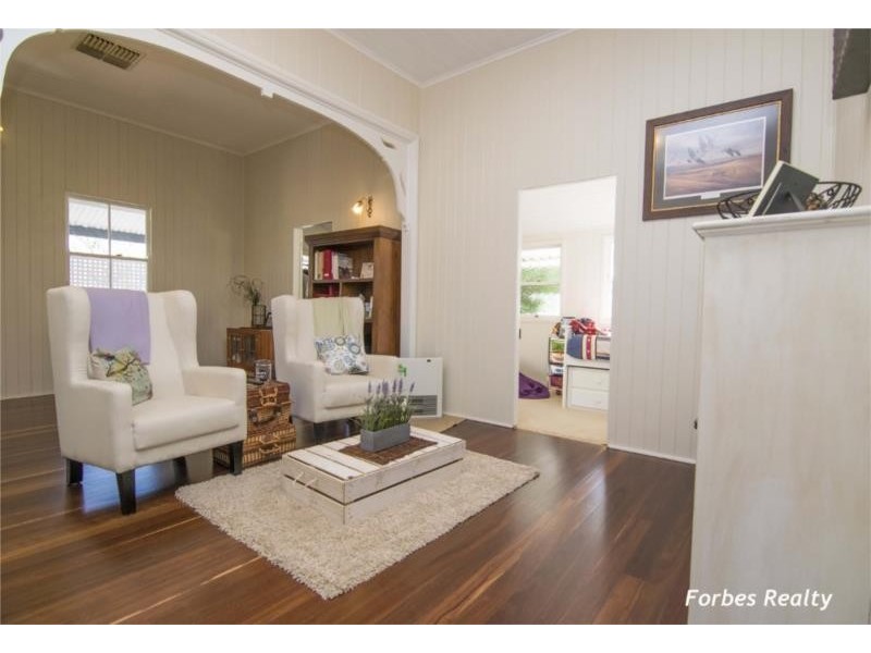 220 Blaxland Road, Dalby QLD 4405